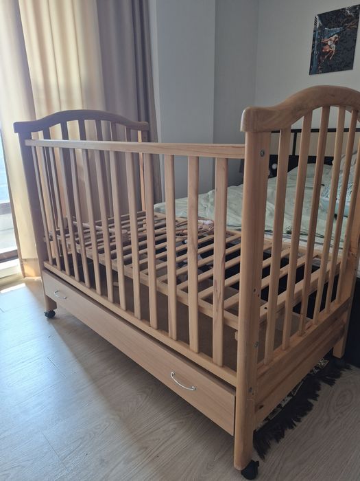 Patut cu sertar bebelusi