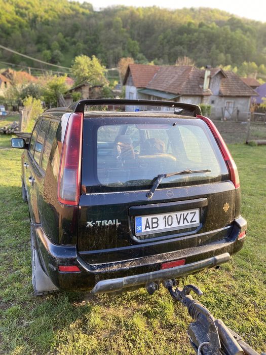 Se vinde Nissan X- Trail