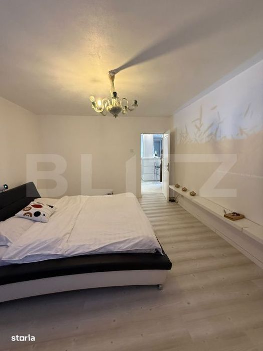 Apartament 3 camere, decomandat, zona Centrala