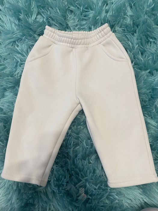 Pantaloni zara marime 80