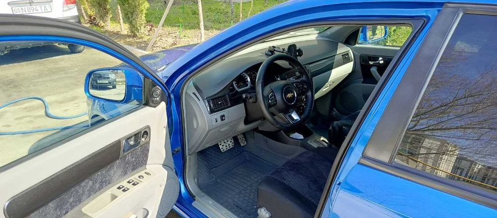 Продаётся Lacetti / Gentra 2015 года выпуска