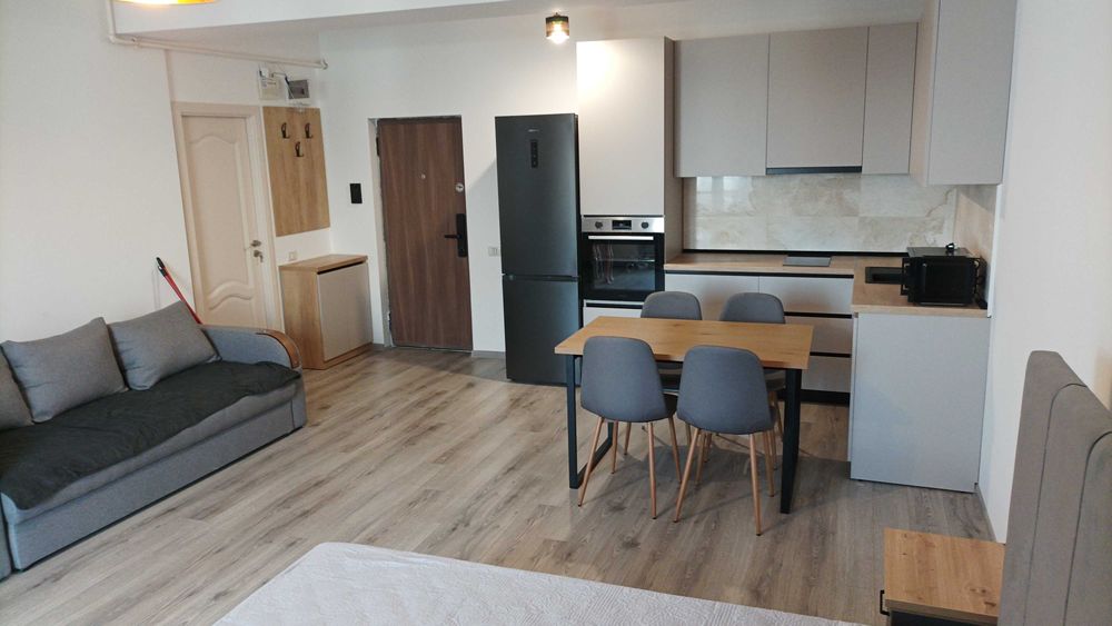 Inchiriez studiou Mamaia Nord zona Lidl