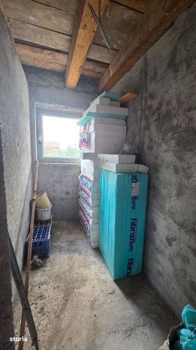 Casa cu mansarda in Paulesti teren 863 mp