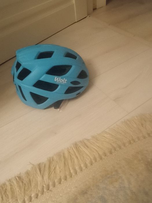 Продам шлем велосипедный