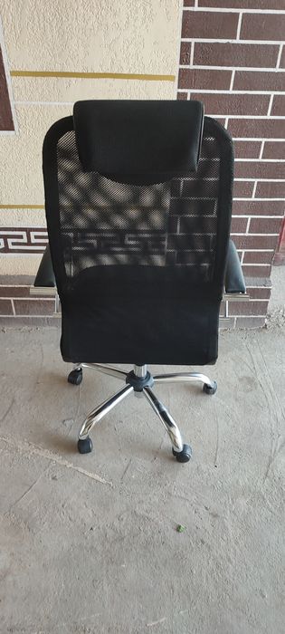 Офысний кресло .
