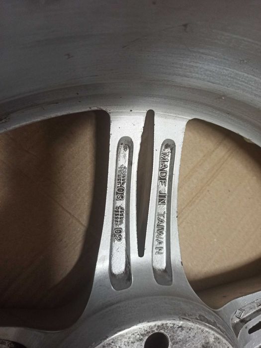 Джанти 18 свалени от Мерцедес,но стават и за други автомобили