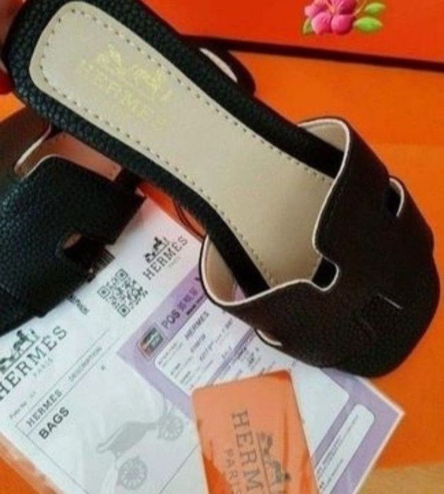 Papuci dama super model, diverse mărimi, saculet, etichetă