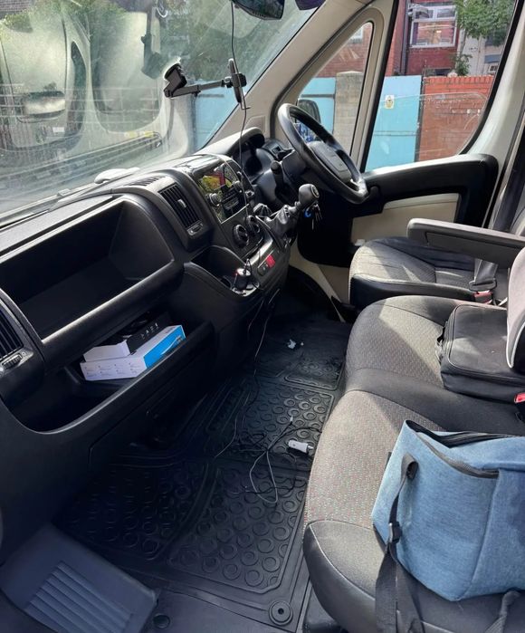 Peugeot Boxer 2016 Luton Van Duba Volan Dreapta