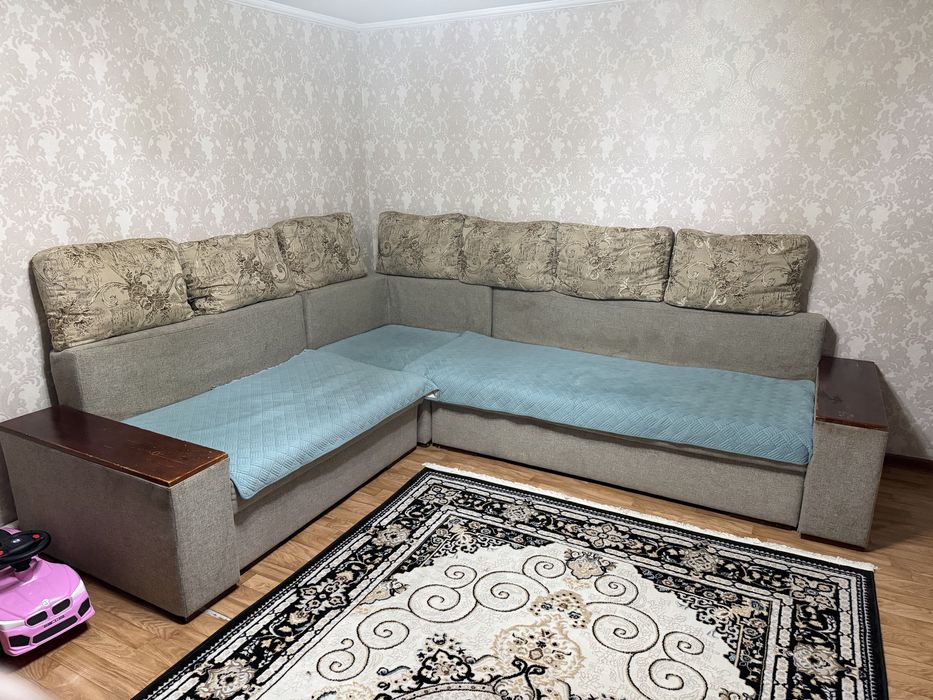 Продам угловой диван