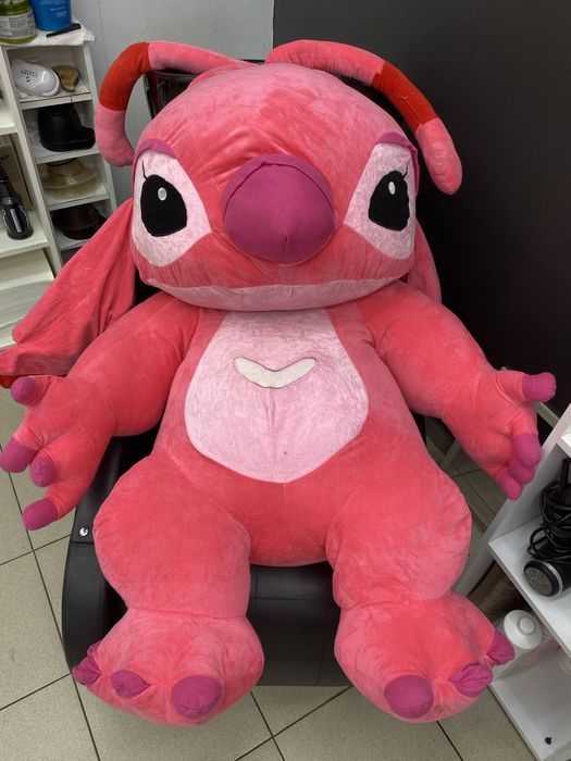 Огромен Стич