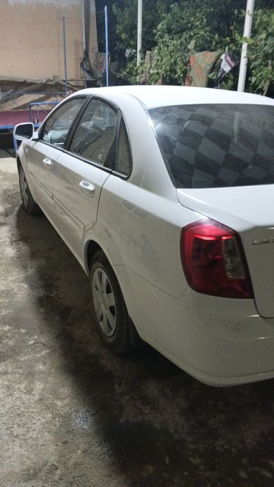 Gentra sotiladi 3 pozitsiya avtomat