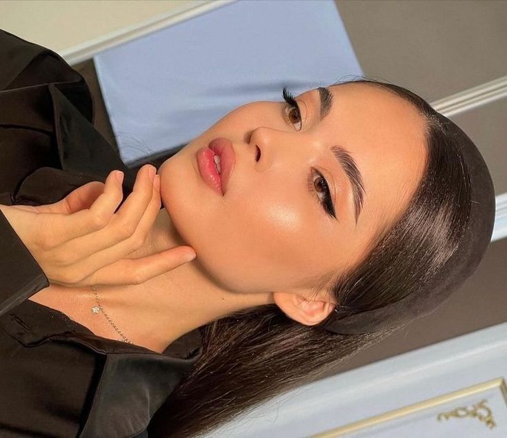 Макияж . Опытный визажист