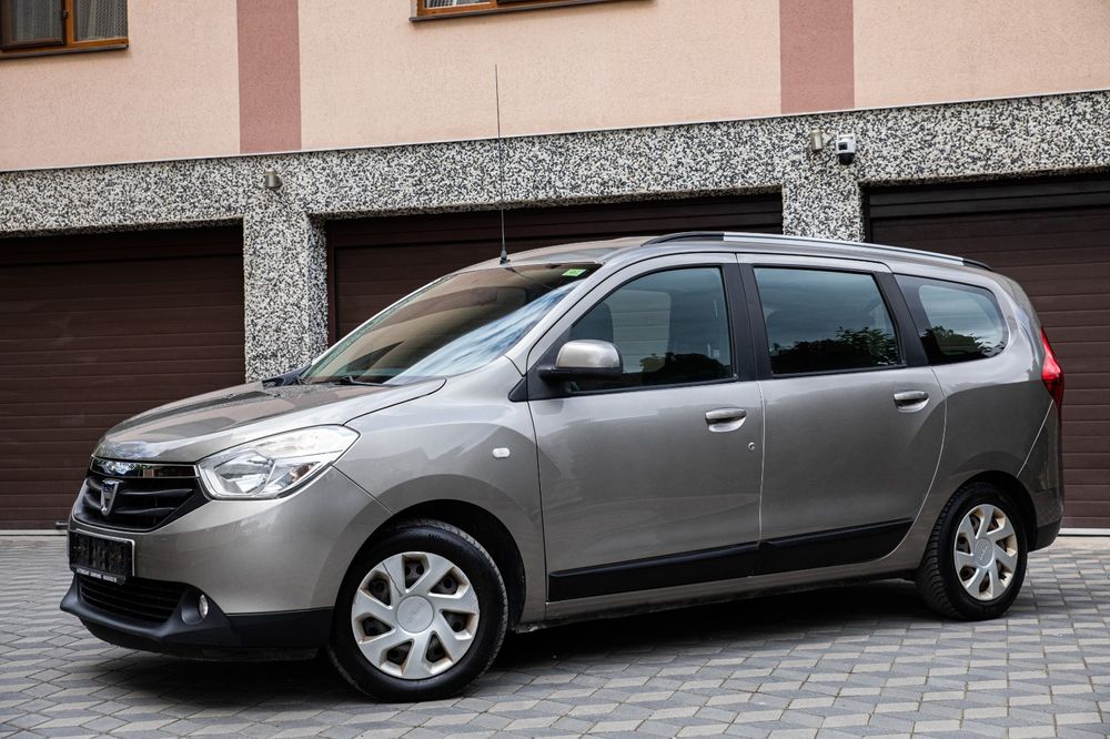 ~Dacia Lodgy~1.5 Dci~An 2014~Euro 5
Motorizare: 1.5 dci, 110 cai putere
An Fabricatie: 
Norma poluare: Euro 5
-Aer conditionat perfect functional
-Int