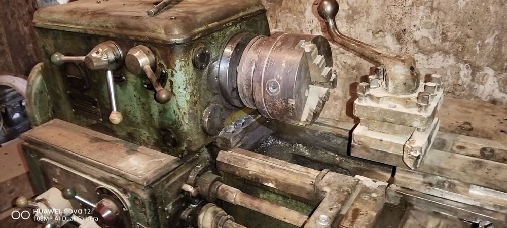 Токарное станок