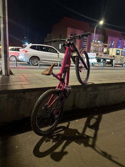 Bicicleta intens 951 M6 Downhil