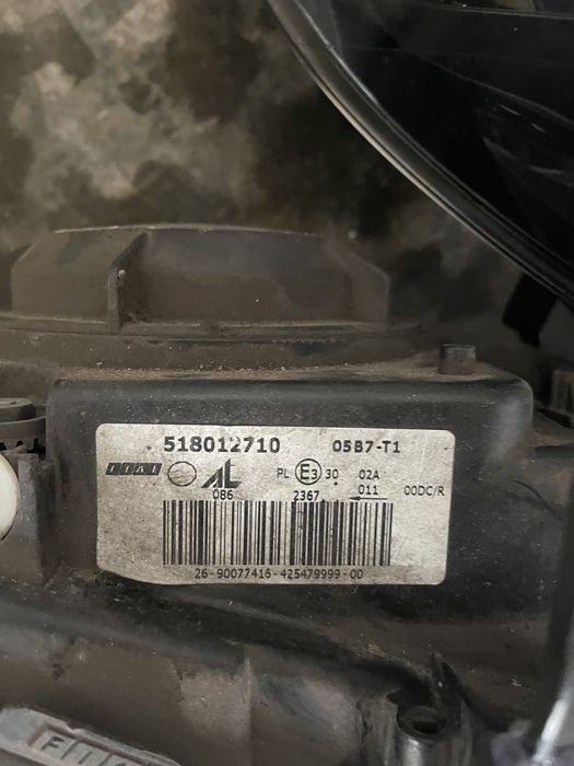 Far bixenon fiat Croma complet