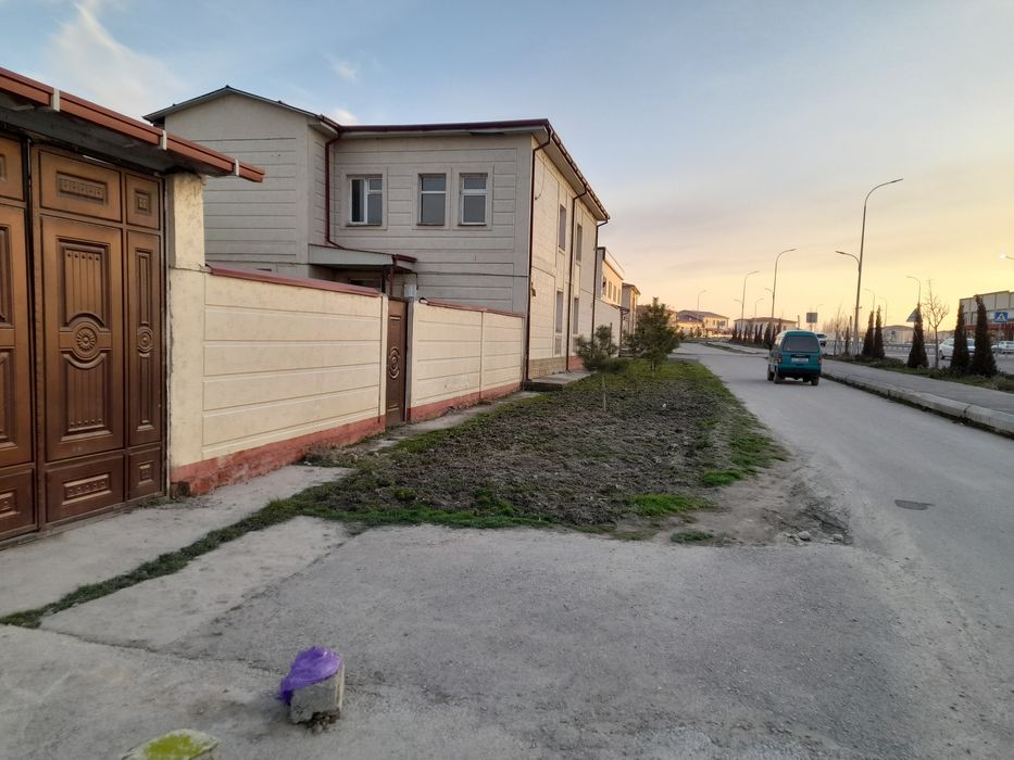 Коттедж сотилади!