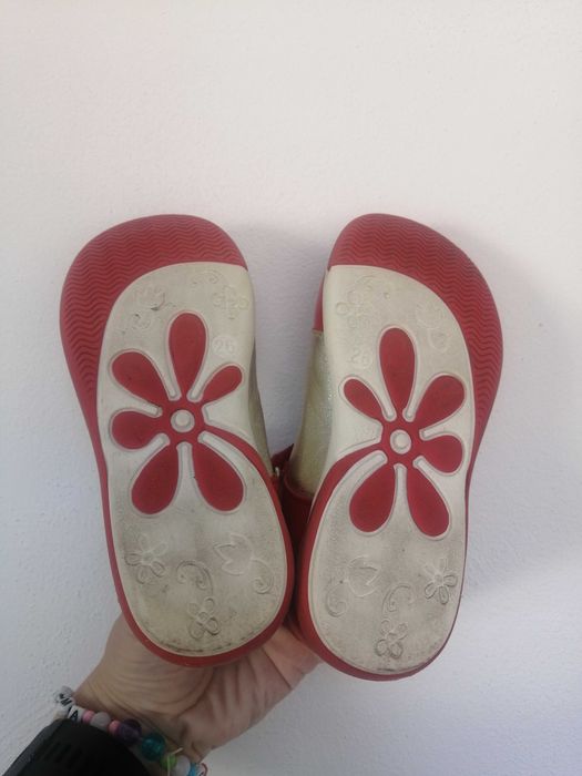 Papuci fete mărimea 26