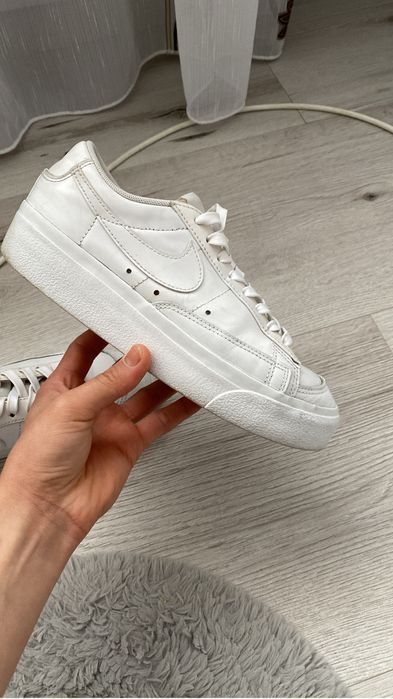 nike blazer low marimea 36,5