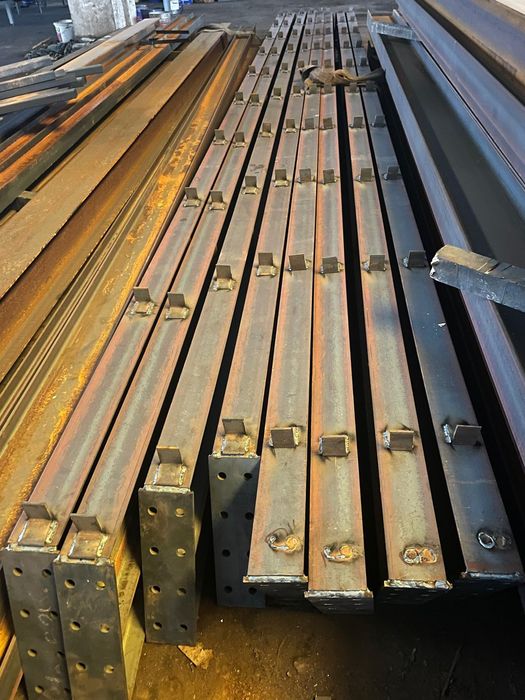 Vand și construiesc o gama larga de hale sau structuri metalice noi ne
