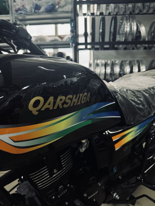 Qarshiga 200CC black/white