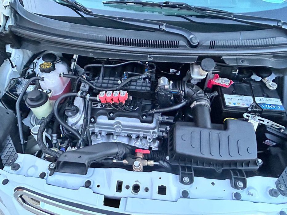 Продаю Спарк