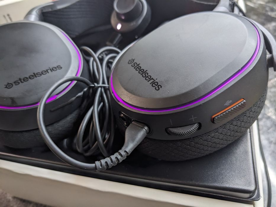 Steelseries Arctis Pro наушники