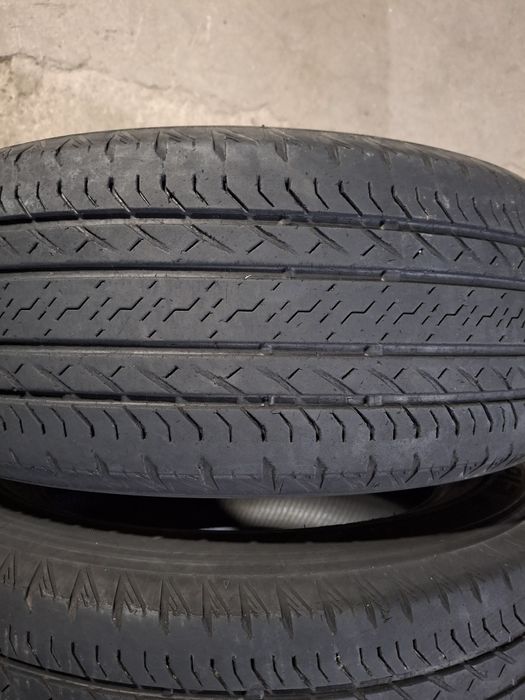 225/ 60 /17 Bridgestone 7000