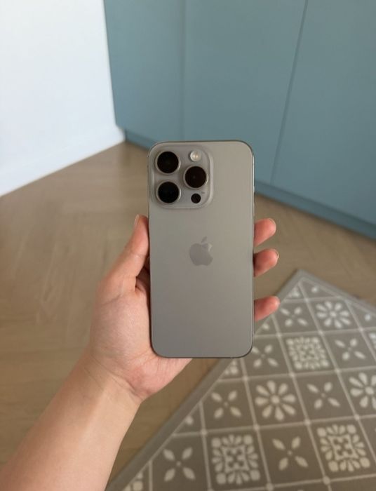 Iphone 15 Pro продам