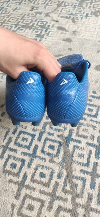Футбольные бутсы demix