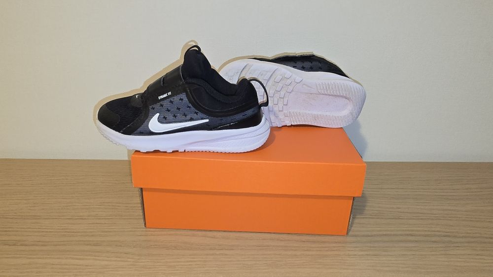 Nike star runner 5 детски маратонки номер 25