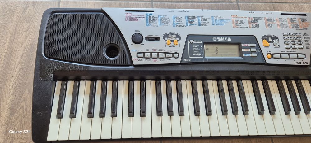 Orga yamaha psr-175