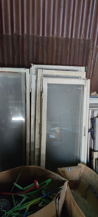 Рамы деревянные со стеклом