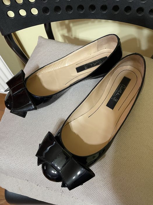 Pantofi din piele lacuita nr 37