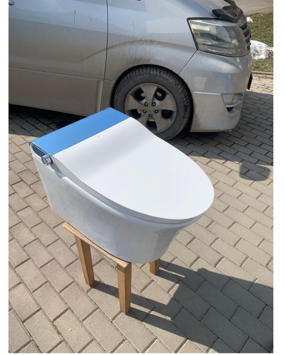 Умный унитаз подвесной