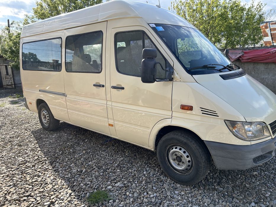 Mercedes sprinter 8+1