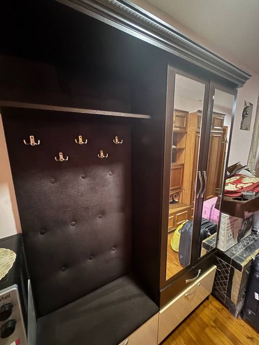 Прихожий гардиробный шкаф