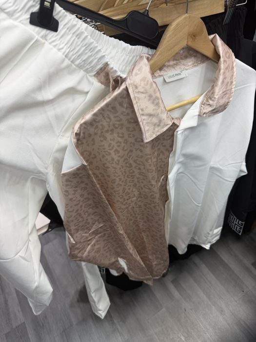 Compleuri Casusl/elegante animal print! Calitate TOP!