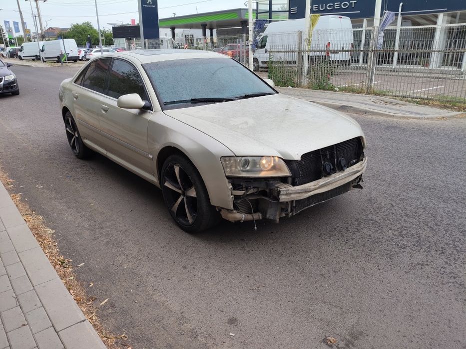 DEZMEMBREZ Audi A8 3.0 Diesel.Pachet W12