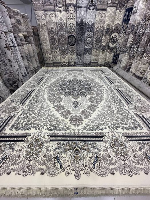 Gilam sotiladi Mexmonxona uchun tayyor gilam