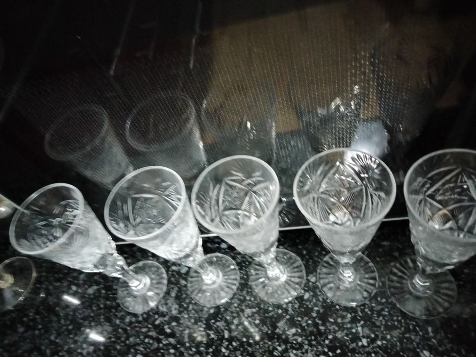 Продаю хрустальные стаканы
