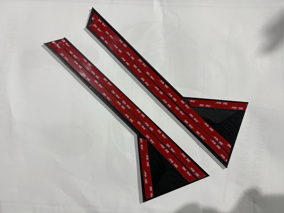 Лайсна декоративна задна врата лява дясна колонка Пежо 508 Peugeot 508