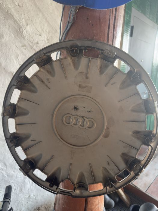 Колпак Ауди R15 оригинальный