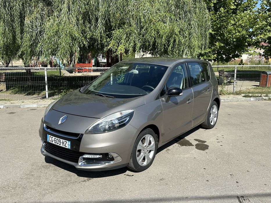 Renault Scenic / 2012 / 1.5 dci / bose