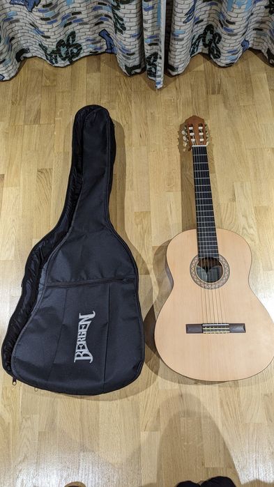 Yamaha C40M и чехол для гитары