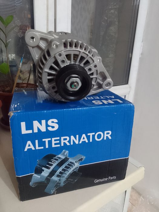 Продам генератор на карина е 4афе