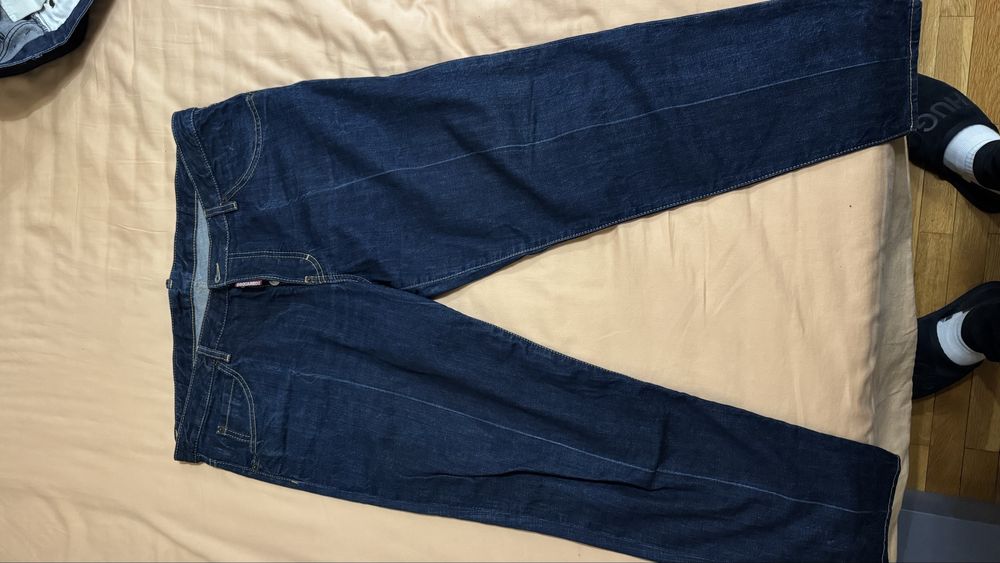 Оригинални дънки Dsquared2