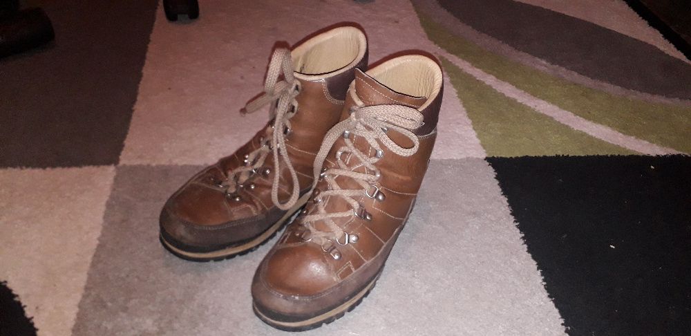 Bocanci de piele 45 import Suedia