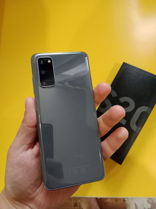 Самсунг s 20 в подарок блютуз наушники