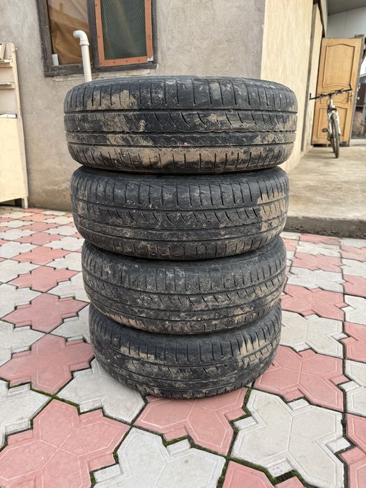 Диск с летними шинами 185/85/15